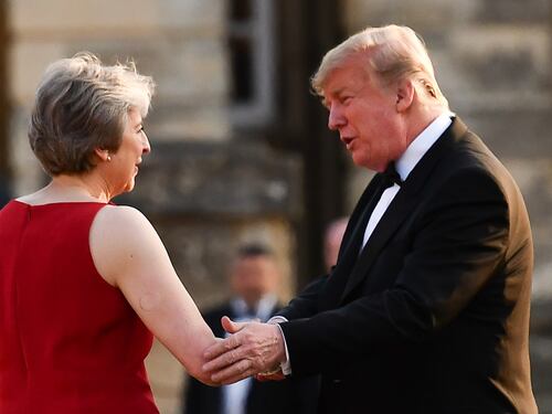 Trump incontra Theresa May a Blenheim Palace