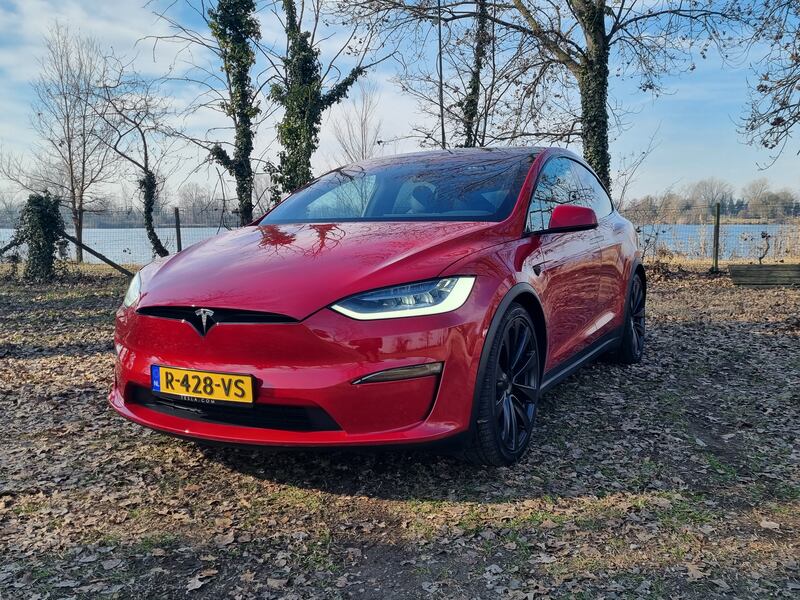 Tesla Model X Plaid, un’astronave da oltre 1.000 CV: guarda le foto 3