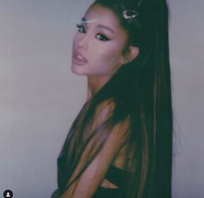 Ariana Grande sexy su Instagram 5