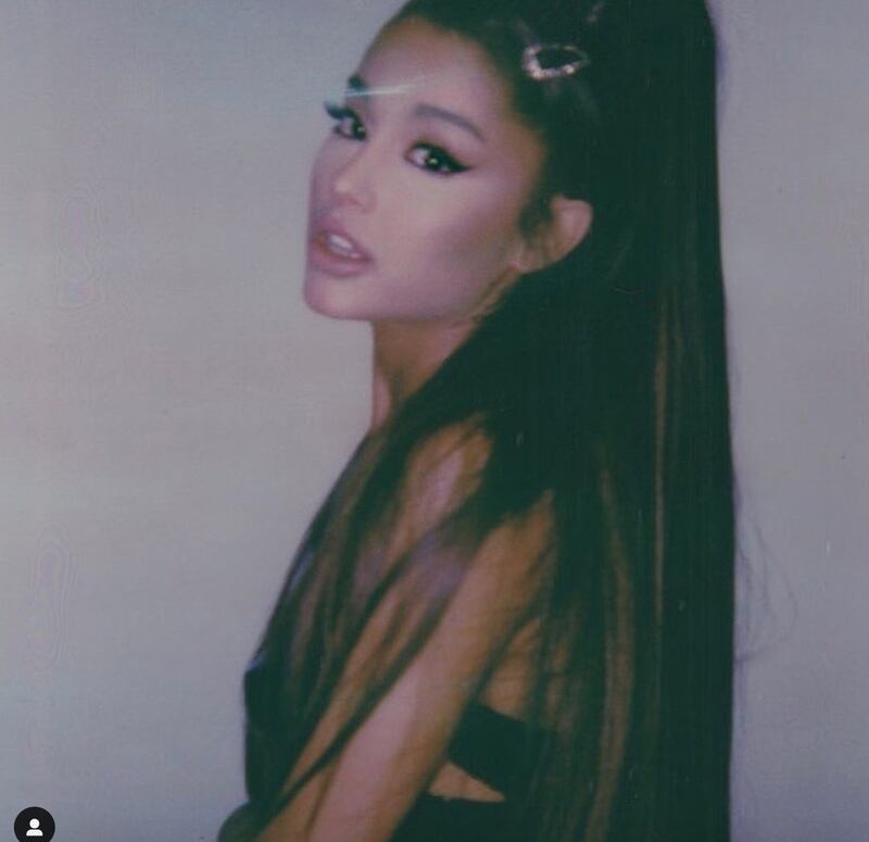 Ariana Grande sexy su Instagram 5