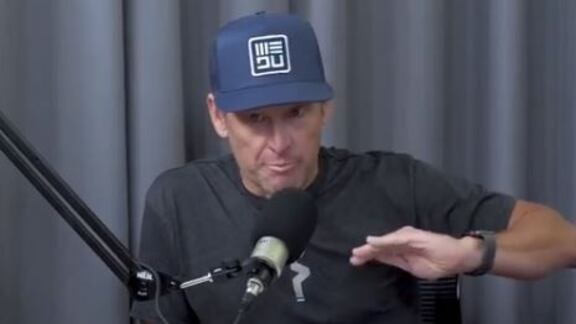 Ciclismo, Gleaves squalificato per doping: fu consulente di Armstrong