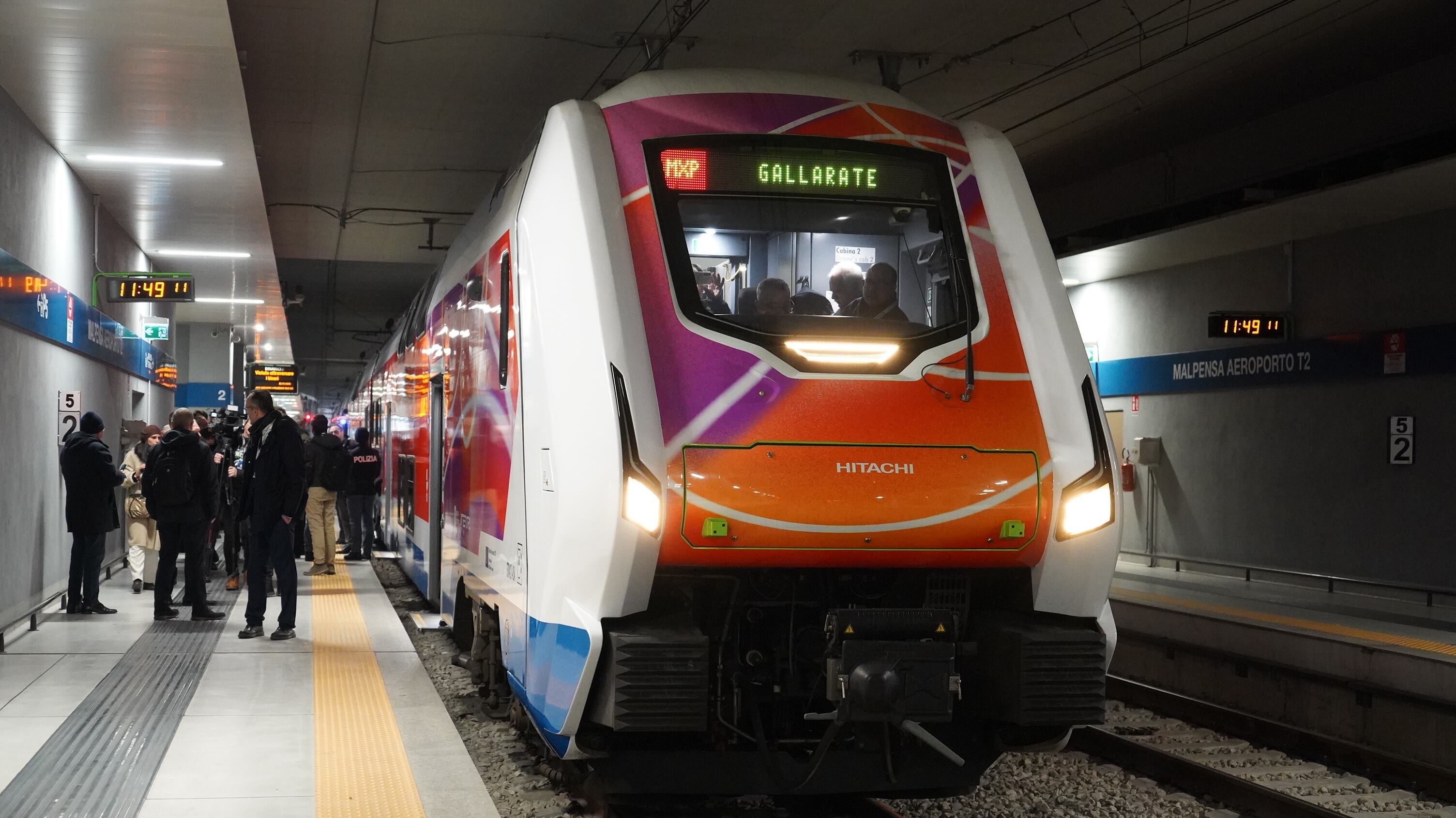 Malpensa, inagurata la nuova ferrovia: da Gallarate al Terminal 2 in 8 minuti