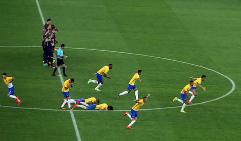 Rio, la gioia verdeoro per l'oro nel calcio 3