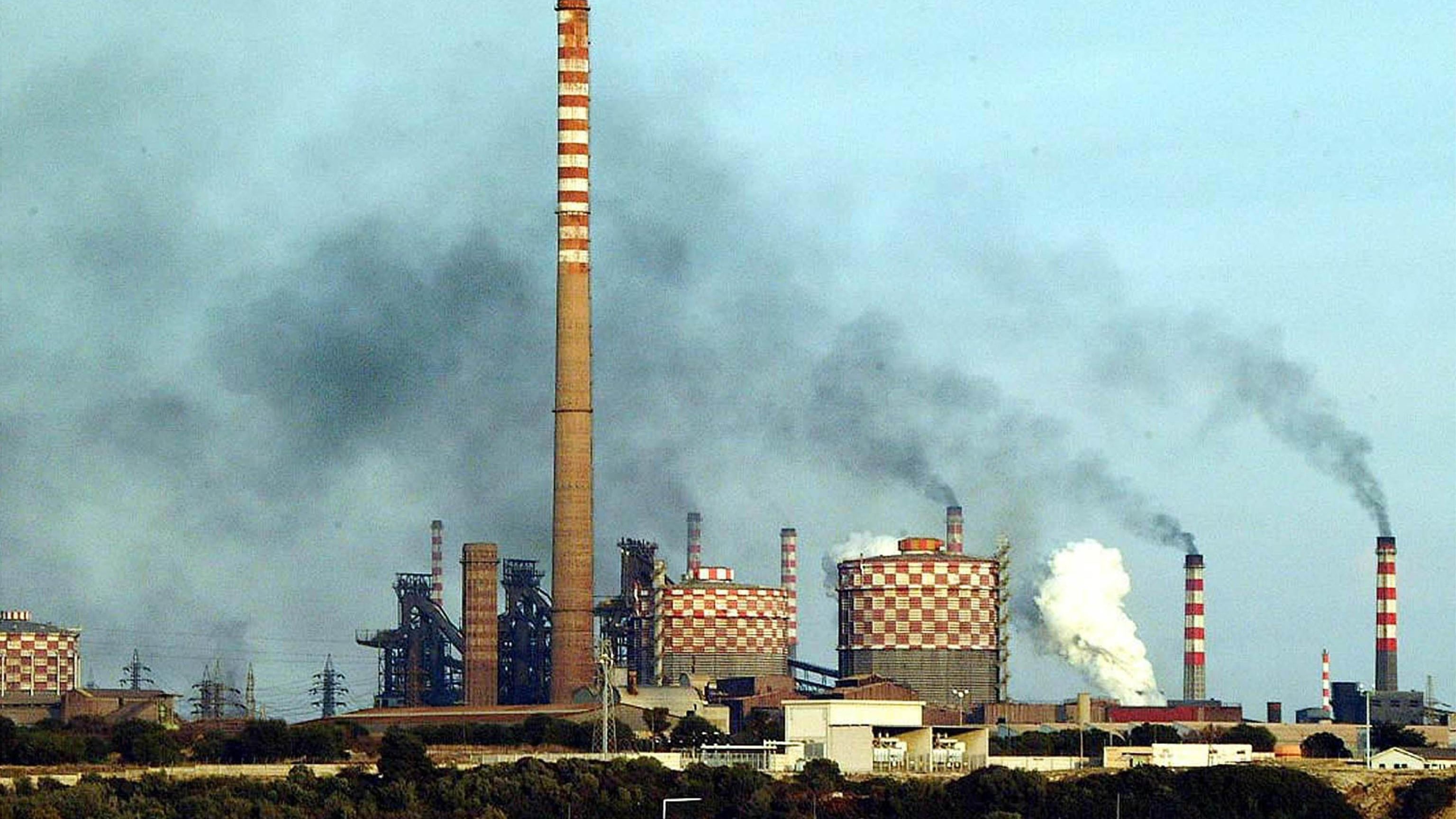 Dati choc sul cancro a Taranto Muoiono più donne e bambini