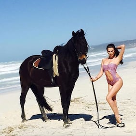 Dayane Mello nuda in spiaggia 3
