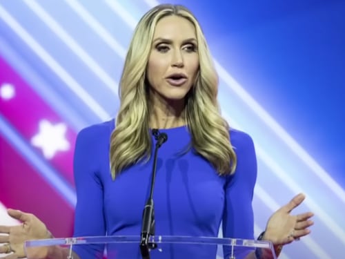 The Donald punta sulla nuora: chi è quali sono i piani per Lara Trump