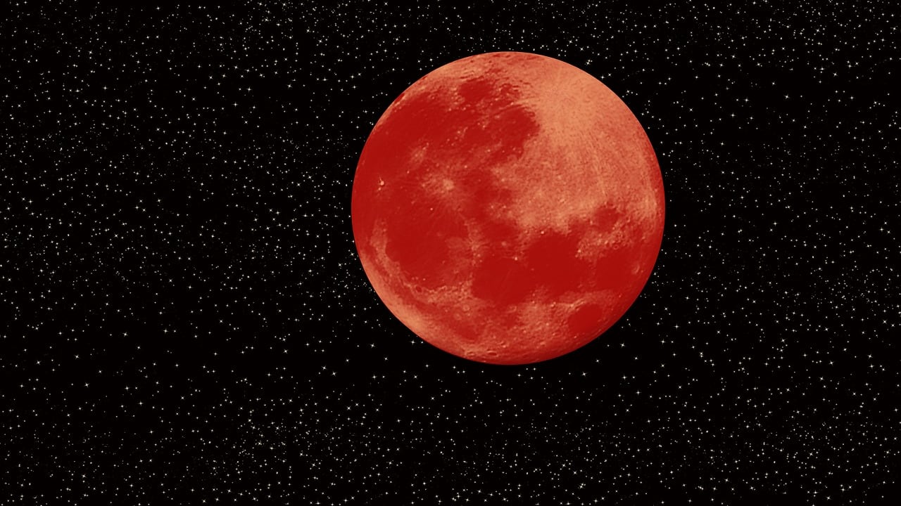Eclissi totale di luna domenica 7 settembre: quando vederla e perché diventa rossa