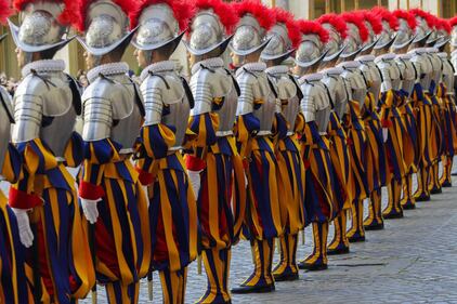 Le nuove guardie svizzere giurano in Vaticano 14