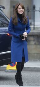 Kate Middleton, bella e glam in blu in Scozia 27