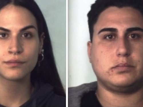 Spacciava marijuana davanti ai bambini: in arresto pusher e due complici