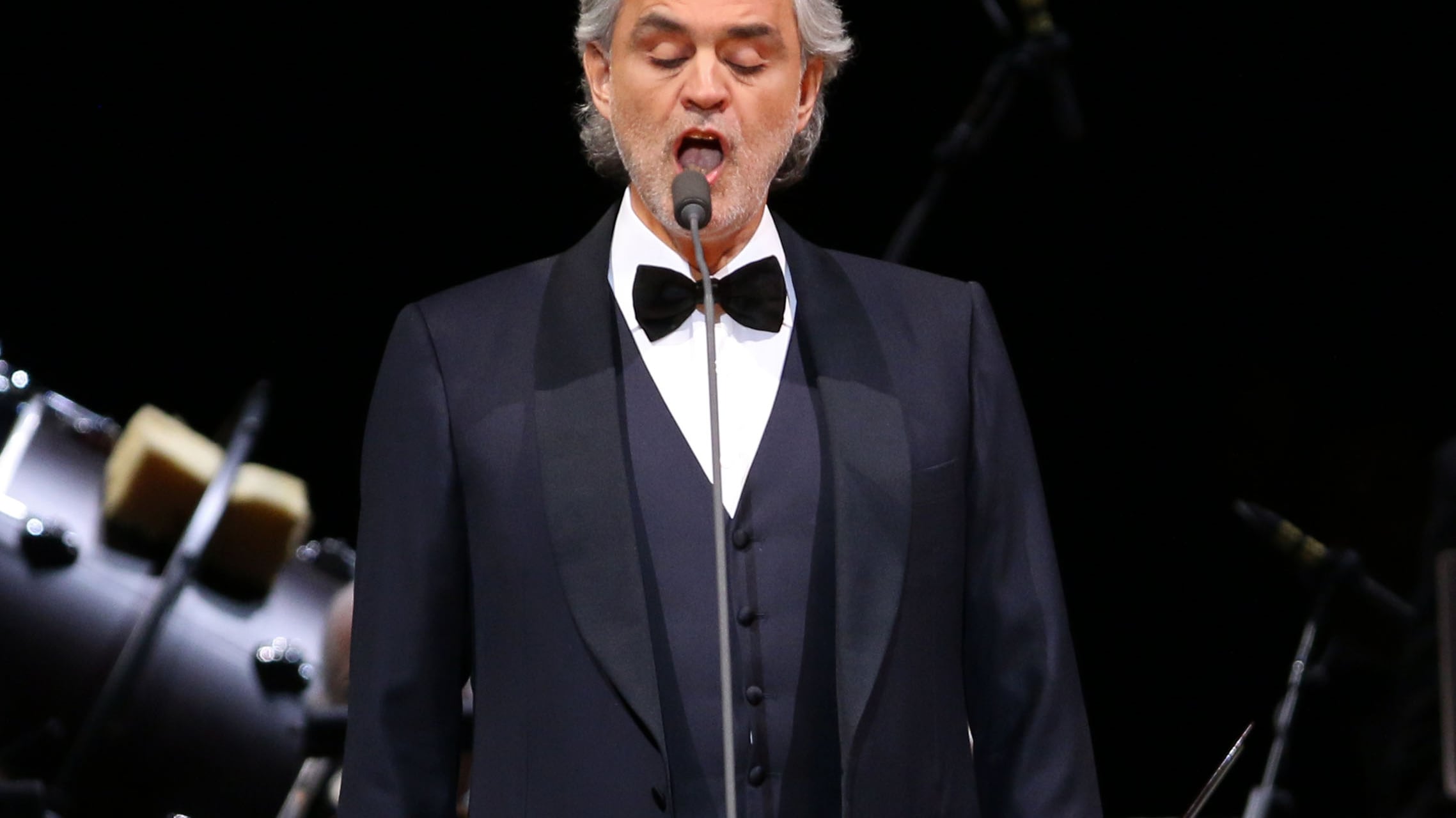 Bocelli: "Per me il libertinaggio era una droga"