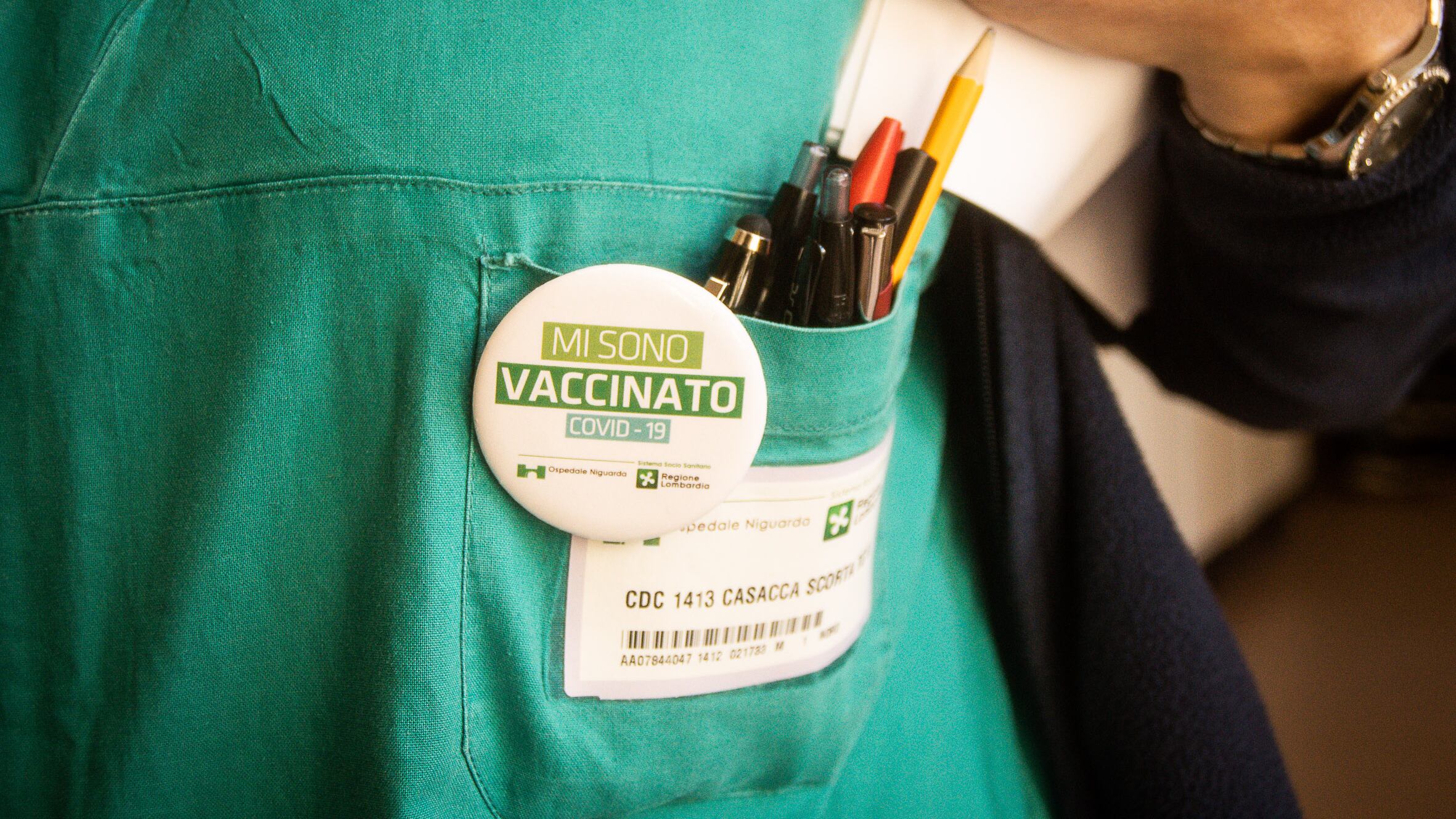 I medici frenano le riaperture: "Ospedali pieni"