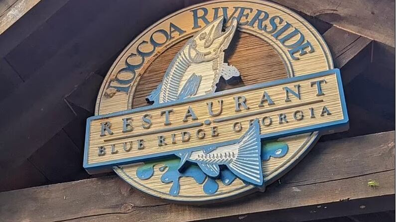 Usa, i bambini fanno confusione al ristorante: genitori multati