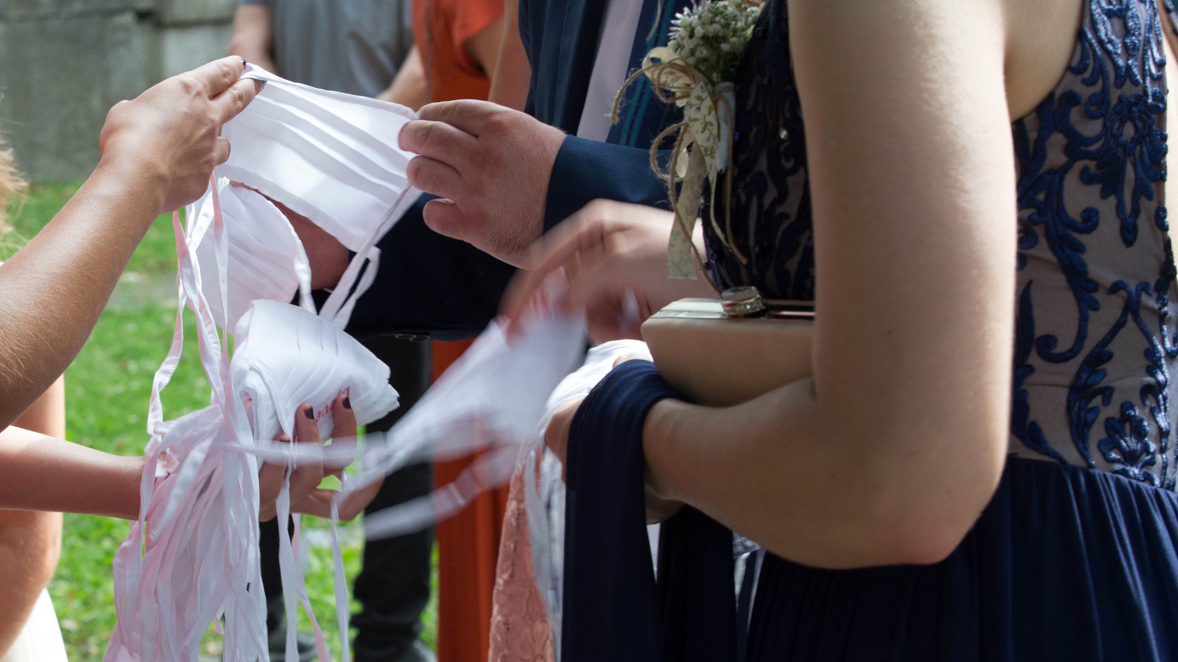 Matrimoni, c'è il protocollo per gli invitati: come funziona