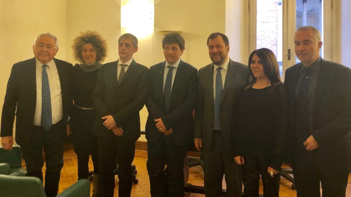Le relazioni pericolose grilline con i sinistri uomini di Maduro