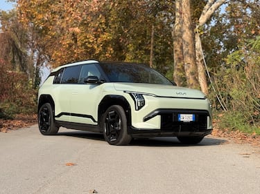 KIA EV3: guarda la gallery del crossover "tuttofare" elettrico 2