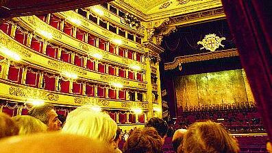 Scala, i ballerini si pentono ma la Prima salta lo stesso