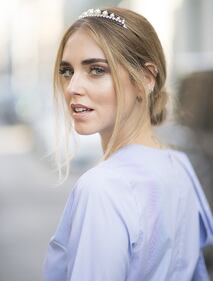 Chiara Ferragni, topless allo specchio 27