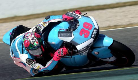 Moto 2, drammatico incidente per Salom 5