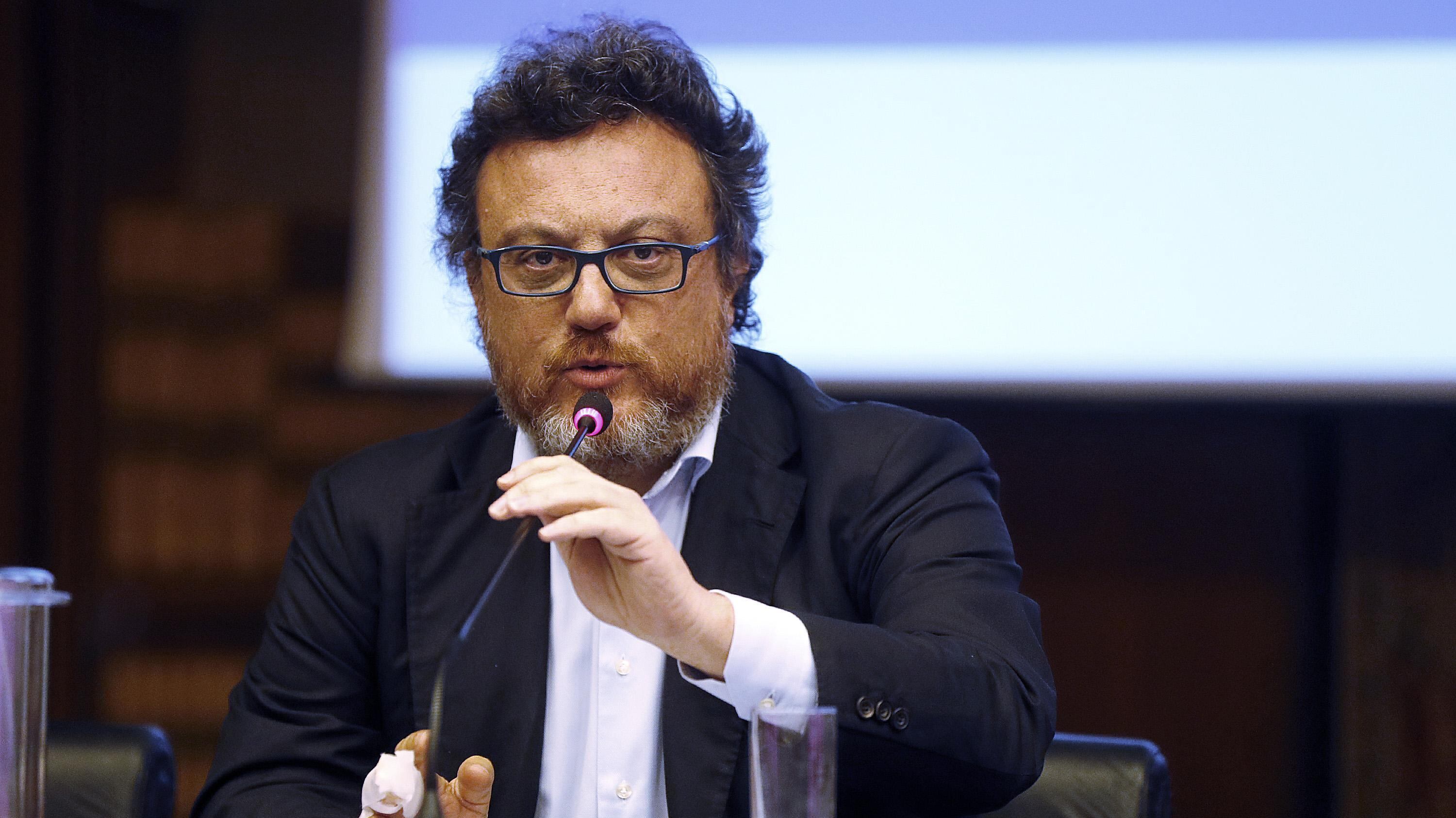 A "Repubblica" direttori per il No e firme tentate dal Sì