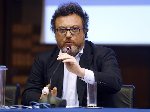 A "Repubblica" direttori per il No e firme tentate dal Sì