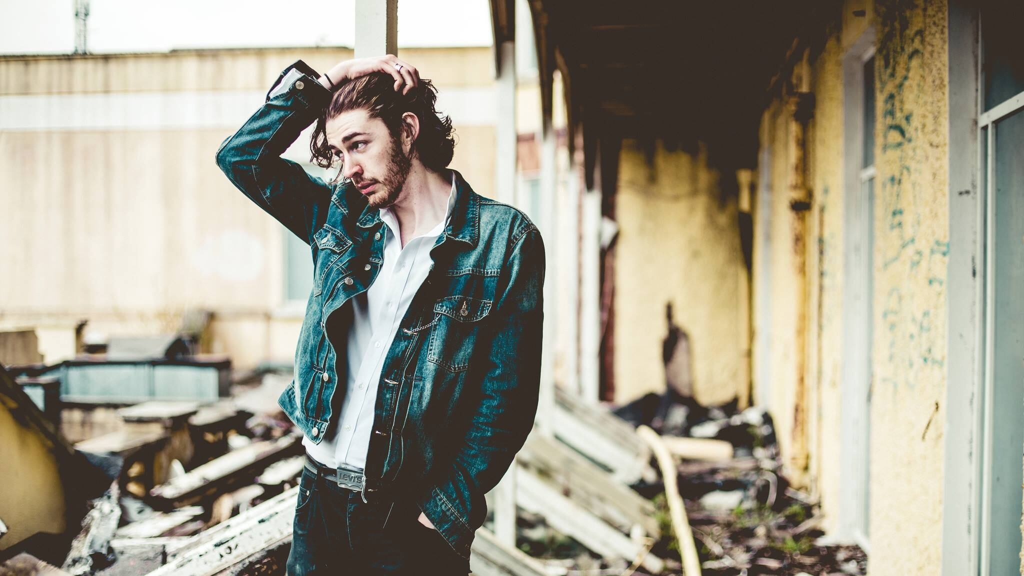 Hozier, paladino dei diritti gay, superospite a Sanremo