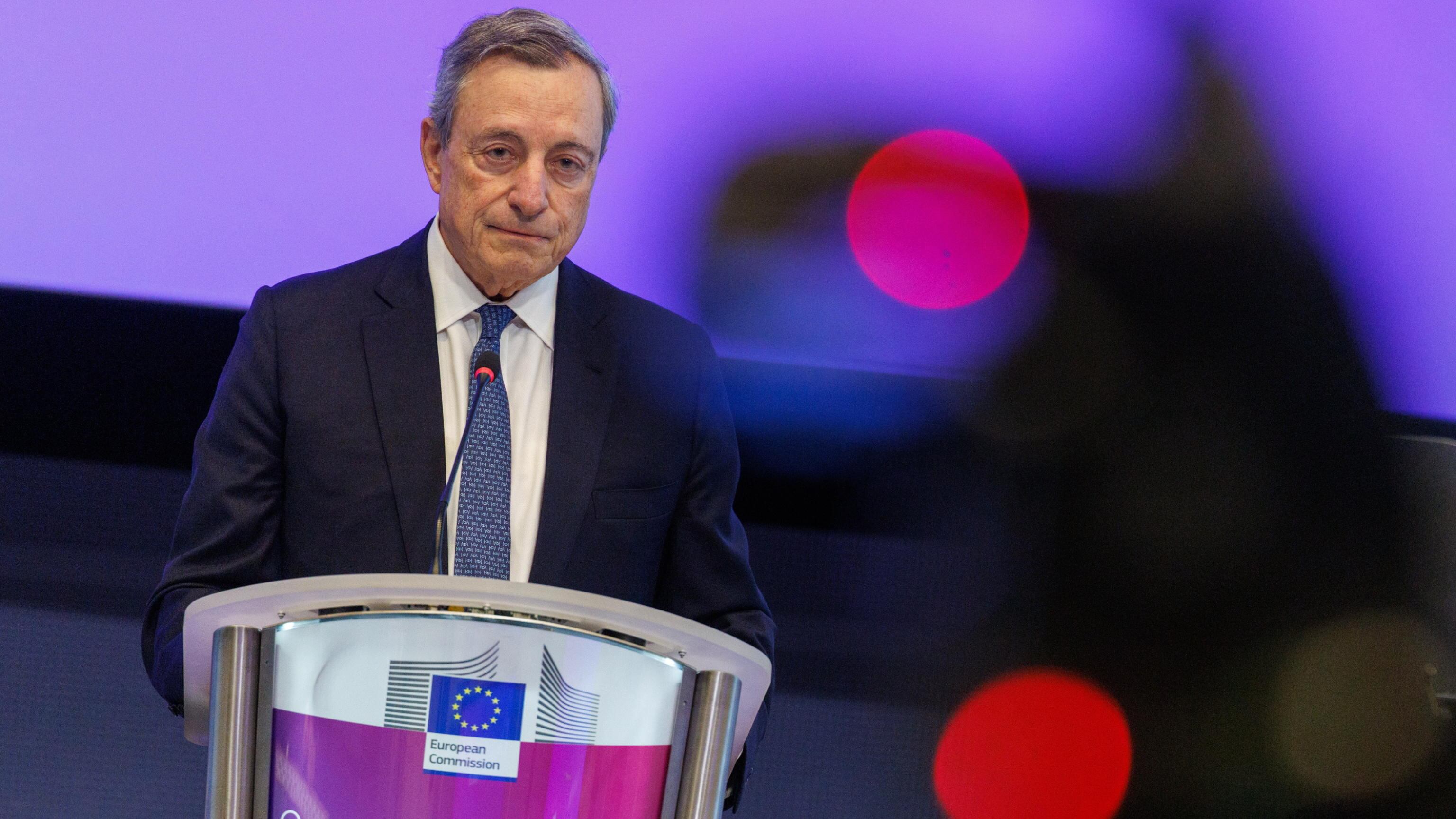 Il monito di Draghi sull'Europa: "Rischia di essere divisa e subordinata"
