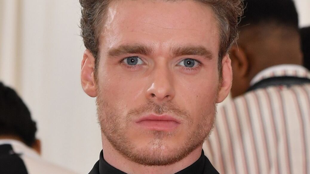Richard Madden: "Poco divertente fare sesso gay nel film su Elton John"