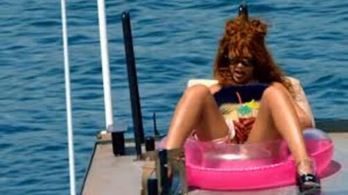 Rihanna, arriva ANTI 28