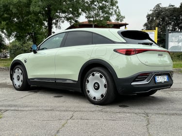 Smart #3, guarda la gallery del nuovo crossover elettrico coupè 11