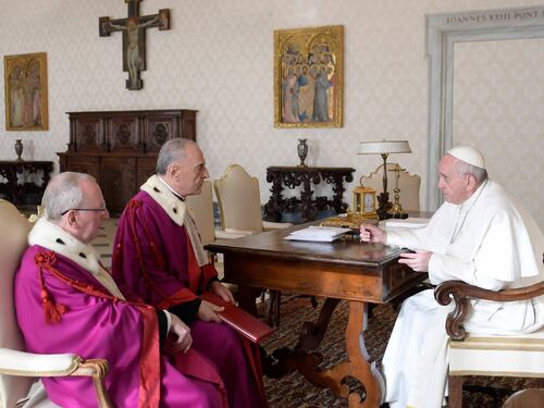 Migranti, il Papa all'antiterrorismo: "Hanno diritto ad accoglienza e protezione"