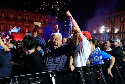 Scudetto, è festa non solo a Napoli 8