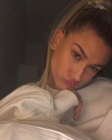 Hailey Baldwin, le immagini sexy 2