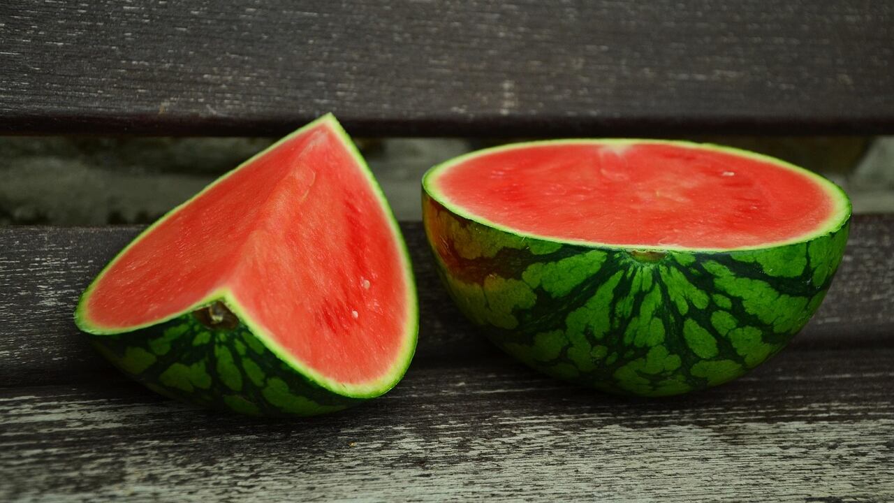 Ecco quale anguria devi comprare, i trucchi per scegliere quella migliore