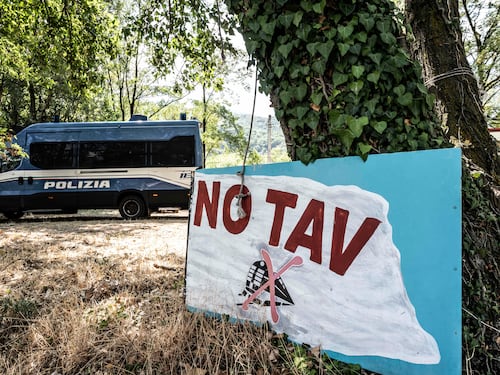 No Tav pronti alla clandestinità al grido di “sparire e cospirare”