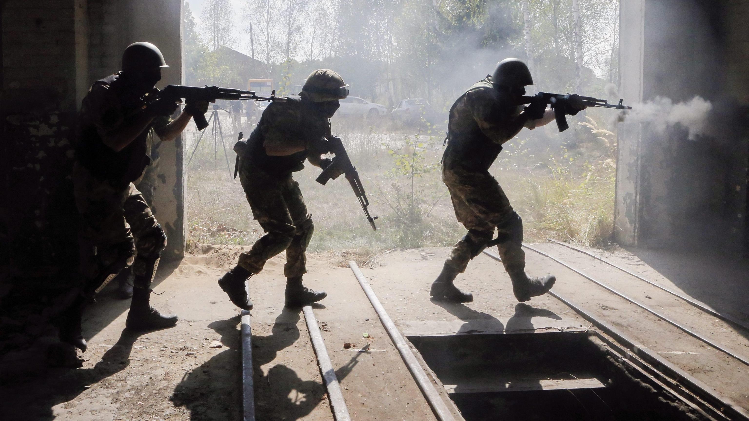 Kiev denuncia: "4mila soldati russi al confine"
