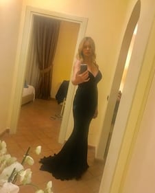 Anna Falchi sexy a letto 10