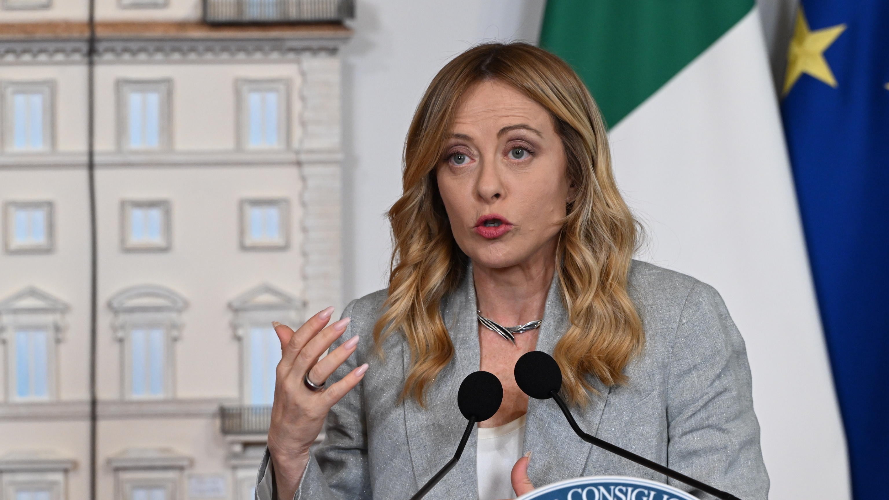 Meloni: "Accordo Usa-Iran occasione per la pace. Italia pronta con una missione navale"