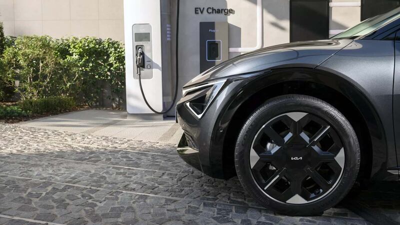 Kia EV6 restyling, guarda tutte le foto 1