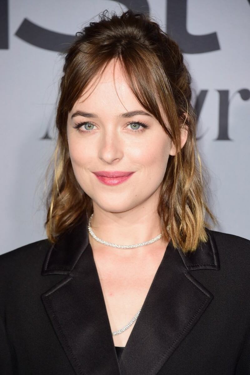 Dakota Johnson, la sexy protagonista di 50 Sfumature 8
