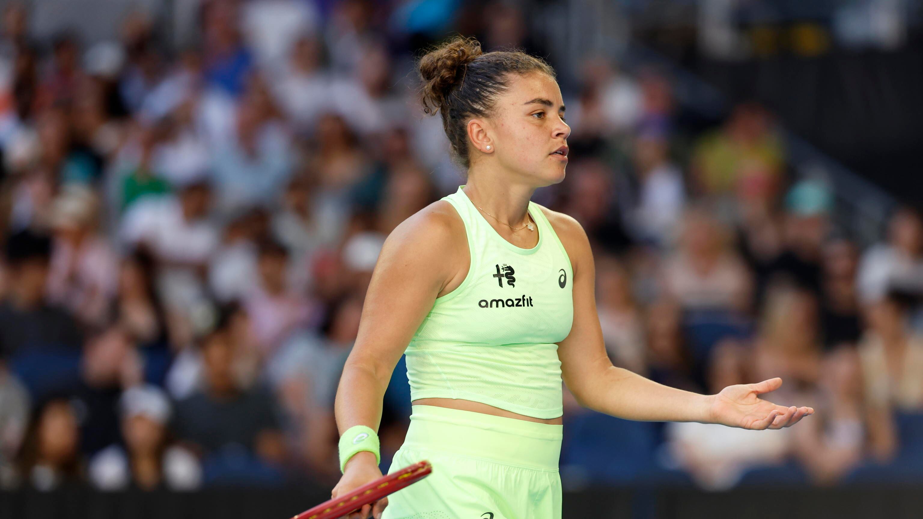 Australian Open, Paolini non è in forma: Jovic la elimina in due set