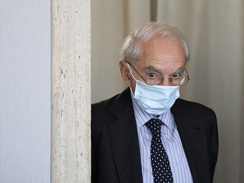 L'ultimo trucco anti-Berlusconi: Amato