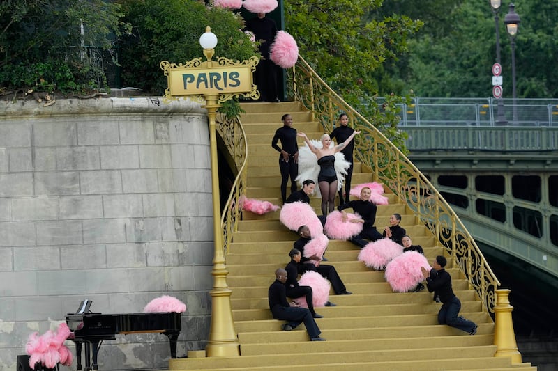 Parigi 2024, le immagini più belle della cerimonia d'apertura 15
