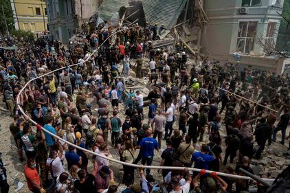 Raid di Mosca a Kiev: le immagini della distruzione 7