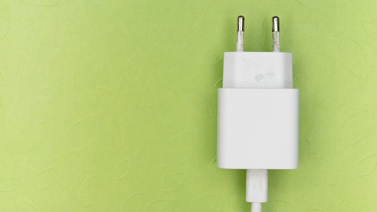 Lo smartphone lo ricarichi in 9 minuti