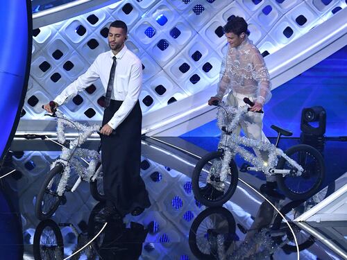 Emozioni e sorprese nella finale di Sanremo