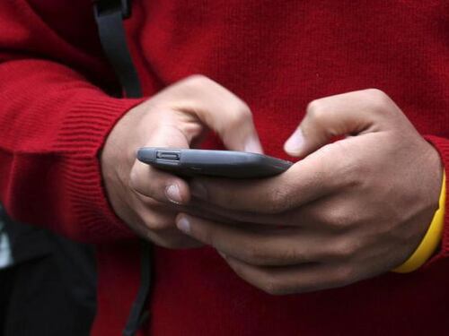Cina, governo presenta app per scovare debitori