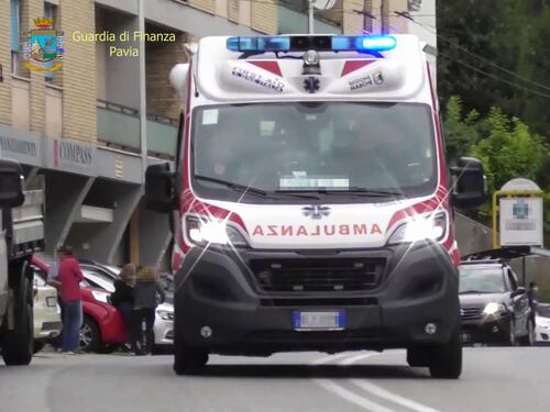 Turista cade dalla finestra di un hotel a Rapallo e muore