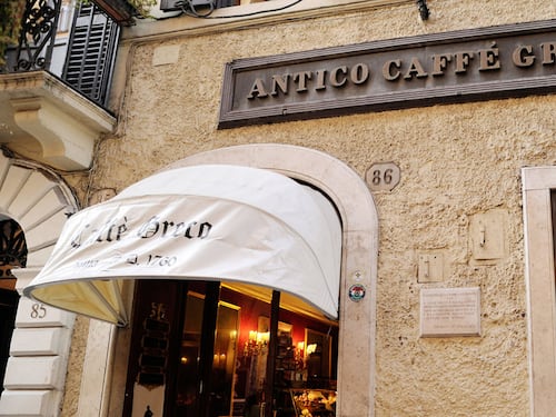 Domani l'Antico Caffè Greco rischia lo sfratto