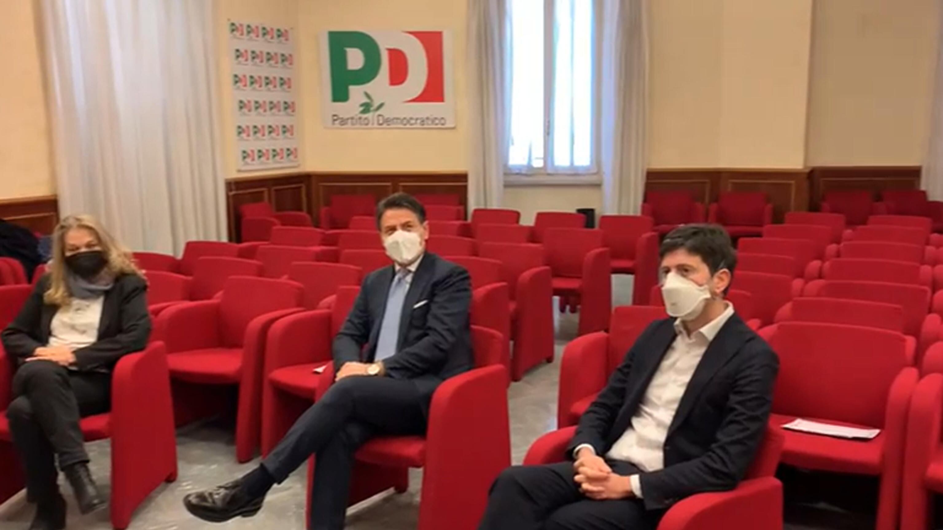 Conte-Speranza: quella “promessa” sui monoclonali anti Covid caduta nel vuoto